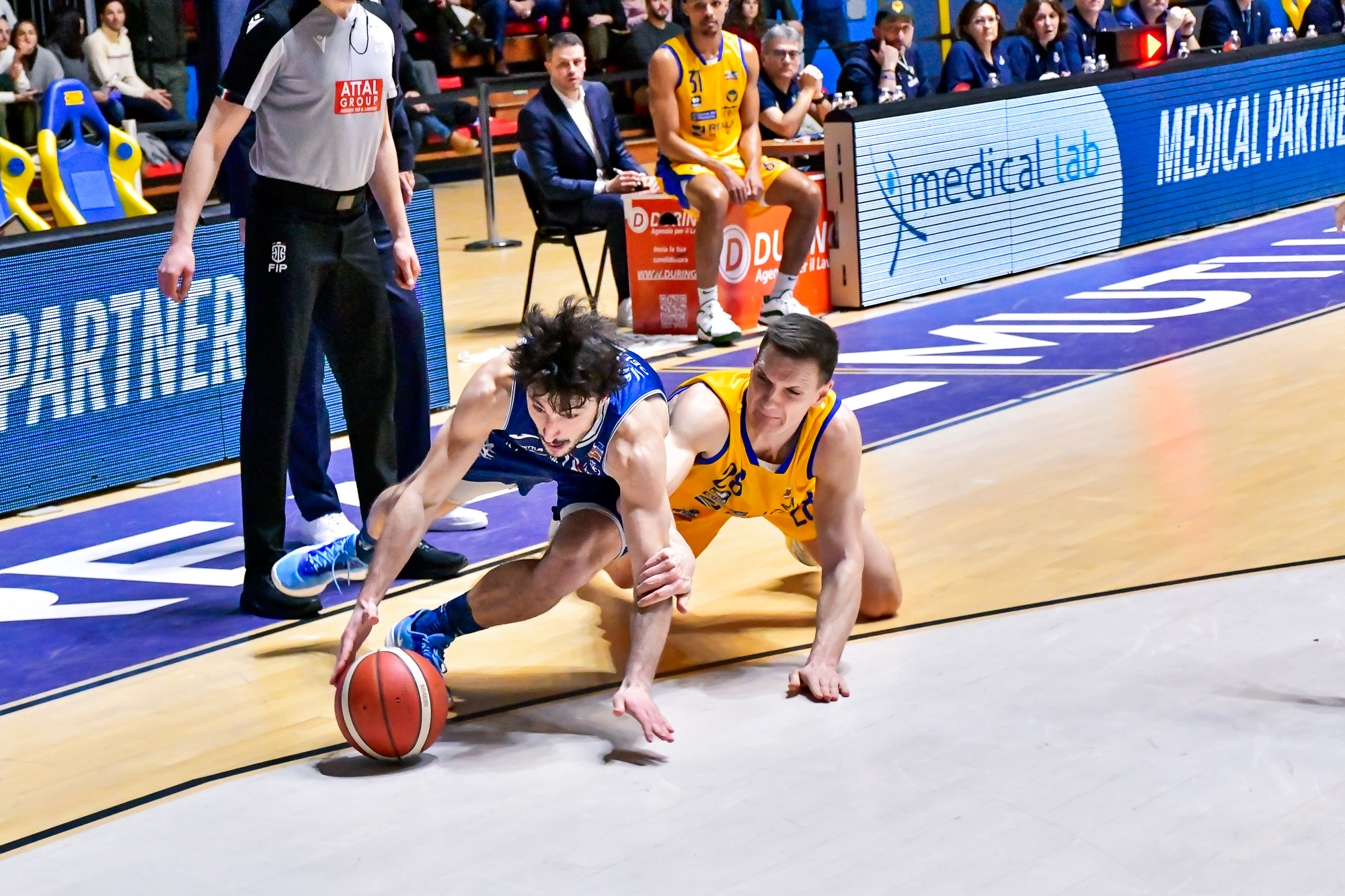 Fortitudo Bologna ha la meglio su Reale Mutua Torino in serie a2 lnp per 73 a 68