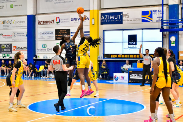 Divine Obaseki protagonista assoluta in gara 1 del secondo turno playout tra Tecno Engineering Moncalieri e Solmec Rhodigium Basket Rovigo